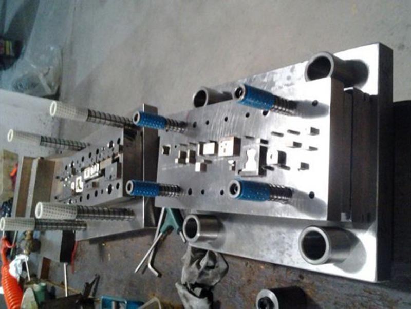 红古模具制造-12